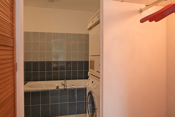 Medium property photo - Noordwal 45, 2513 EB Den Haag